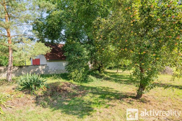 Prodej pozemku pro bydlení, Horní Počaply - Křivenice, 1690 m2