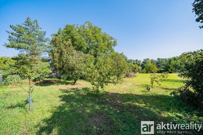 Prodej pozemku pro bydlení, Horní Počaply - Křivenice, 1690 m2