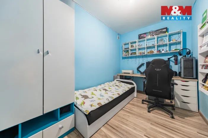 Prodej bytu 3+1, Chomutov, Borová, 62 m2
