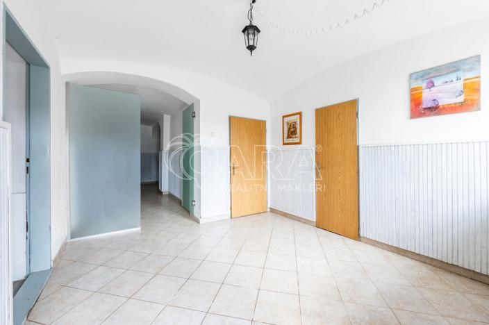 Prodej vícegeneračního domu, Žandov - Radeč, 250 m2