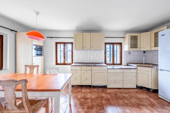 Prodej vícegeneračního domu, Žandov - Radeč, 250 m2