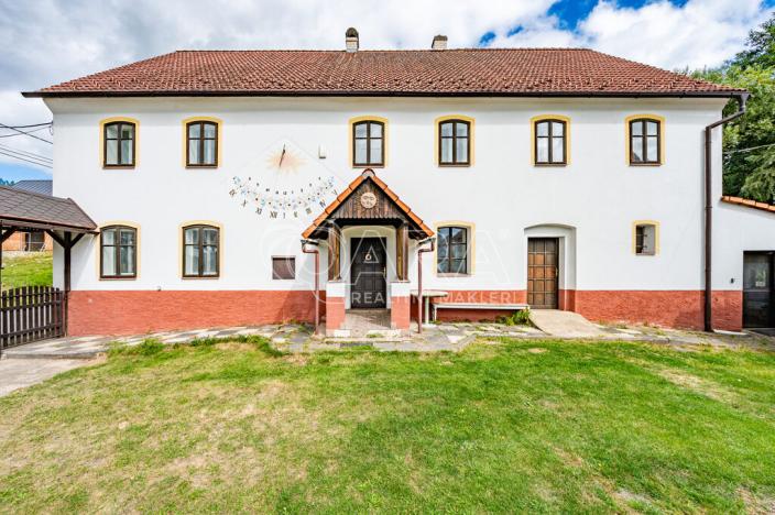 Prodej vícegeneračního domu, Žandov - Radeč, 250 m2