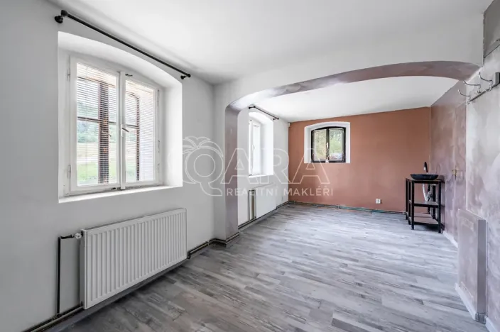 Prodej vícegeneračního domu, Žandov - Radeč, 250 m2