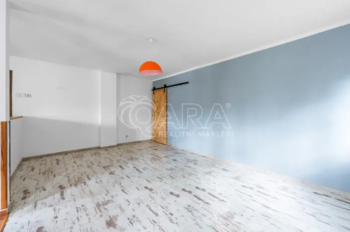 Prodej vícegeneračního domu, Žandov - Radeč, 250 m2