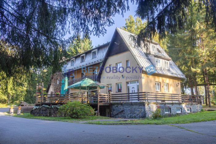 Prodej ubytování, Sněžné - Milovy, 644 m2