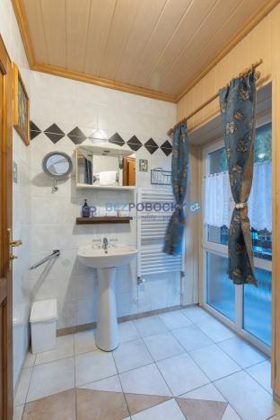 Prodej ubytování, Sněžné - Milovy, 644 m2