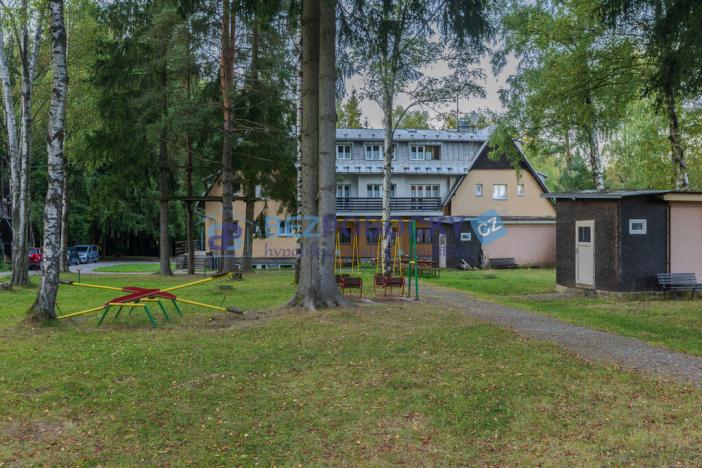 Prodej ubytování, Sněžné - Milovy, 644 m2