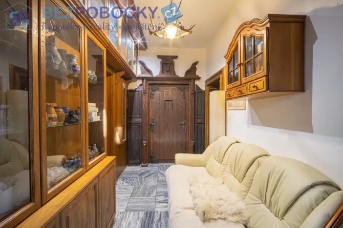 Prodej ubytování, Sněžné - Milovy, 644 m2