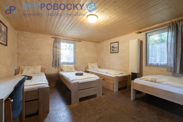 Prodej ubytování, Sněžné - Milovy, 644 m2