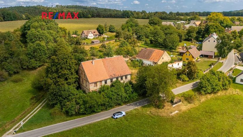 Prodej vily, Blatce, 1947 m2