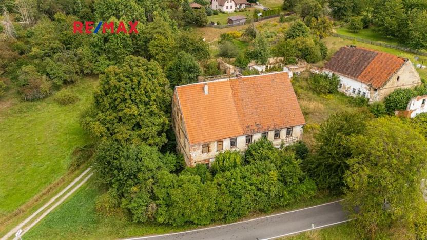 Prodej vily, Blatce, 1947 m2