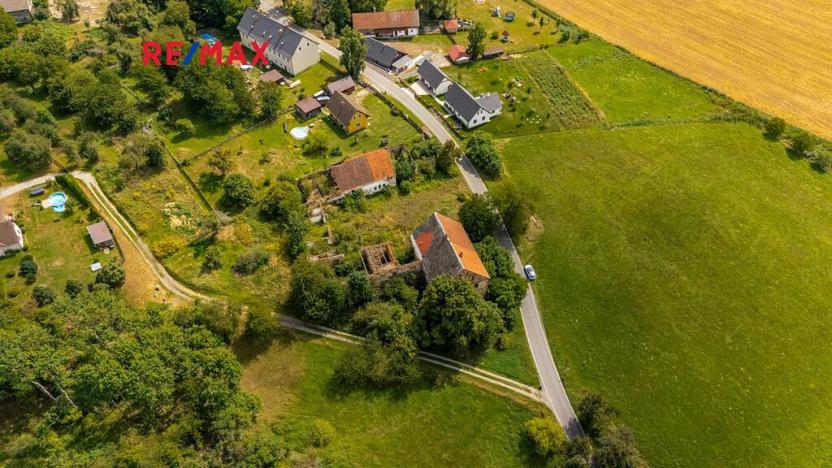 Prodej vily, Blatce, 1947 m2