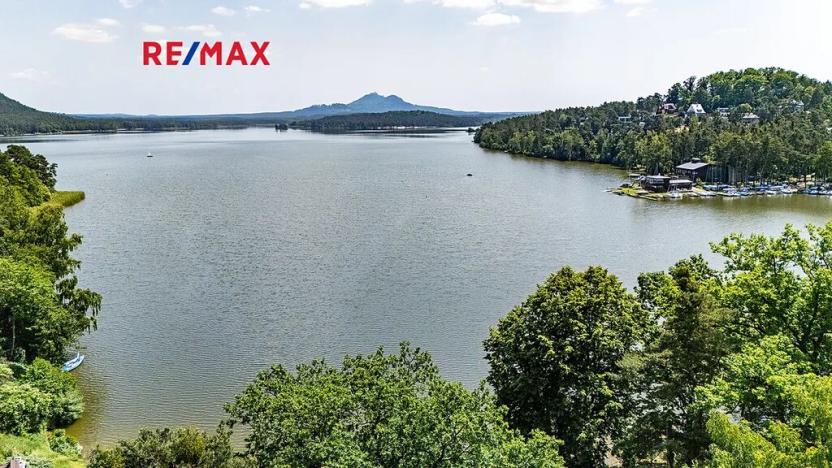 Prodej vily, Blatce, 1947 m2