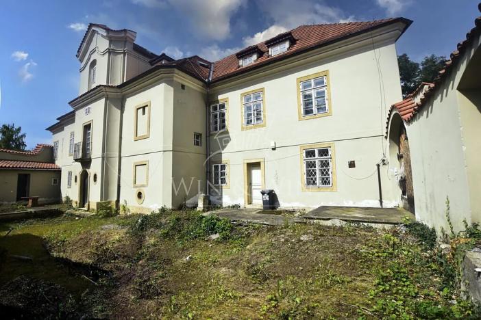 Prodej kanceláře, Praha - Hradčany, Kapucínská, 622 m2