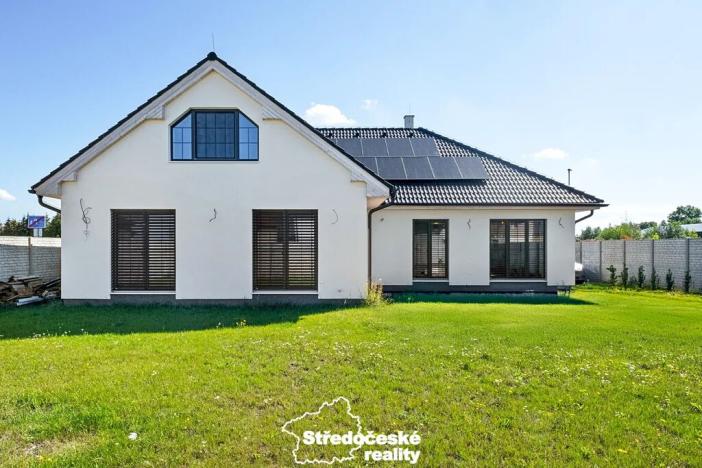 Prodej rodinného domu, Polerady, 240 m2