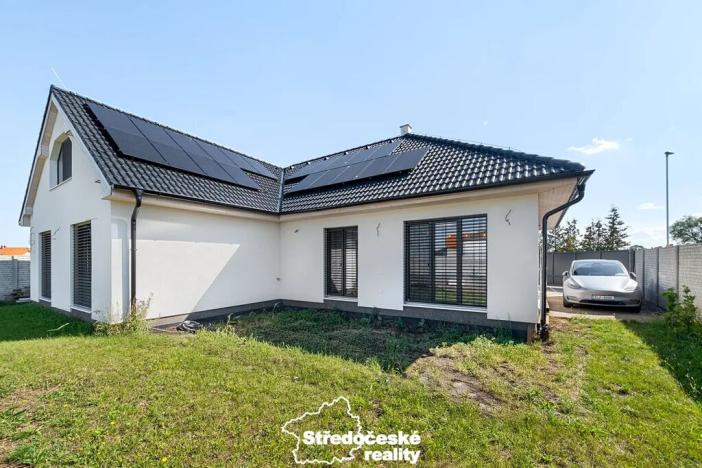 Prodej rodinného domu, Polerady, 240 m2