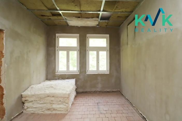 Prodej bytu 4+1, Karlovy Vary, Sadová, 154 m2