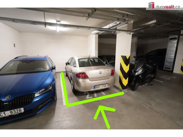 Pronájem garáže, Praha - Kunratice, Merhoutova, 15 m2