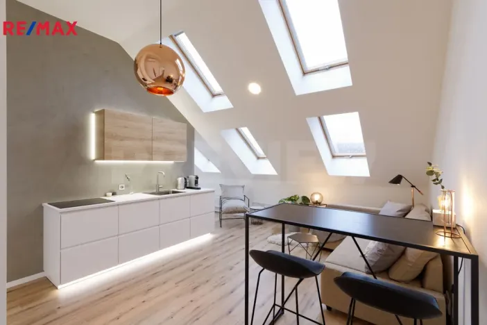 Prodej bytu 2+kk, Brno, Kobližná, 65 m2