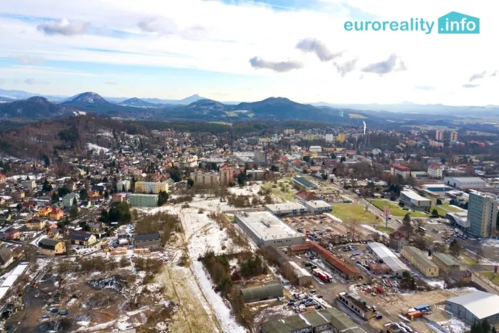 Prodej komerčního pozemku, Nový Bor, 24657 m2