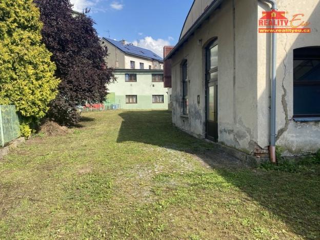 Pronájem výrobních prostor, Česká Skalice, Křenkova, 4200 m2