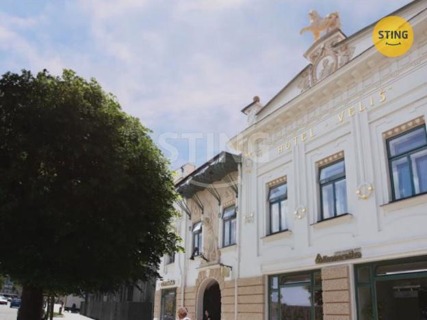 Pronájem bytu 3+kk, Žďár nad Sázavou, nám. Republiky, 126 m2