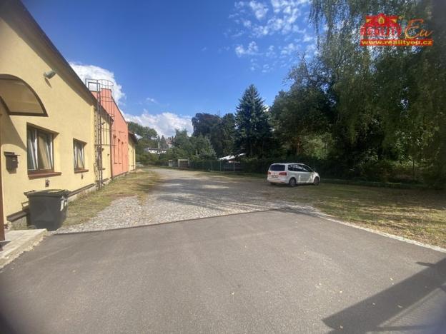 Pronájem skladu, Česká Skalice, Křenkova, 4200 m2