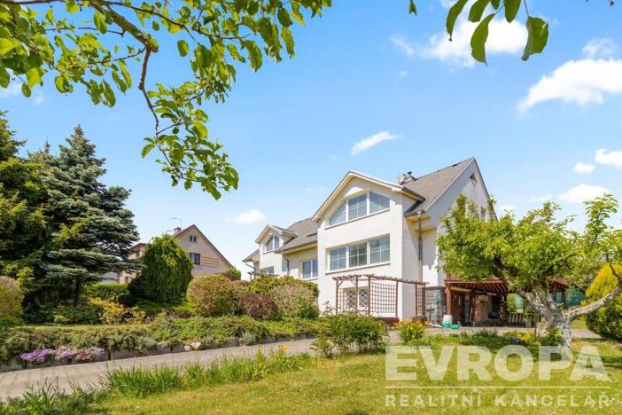 Prodej rodinného domu, Kamenice - Nová Hospoda, Na Vyhlídce, 380 m2