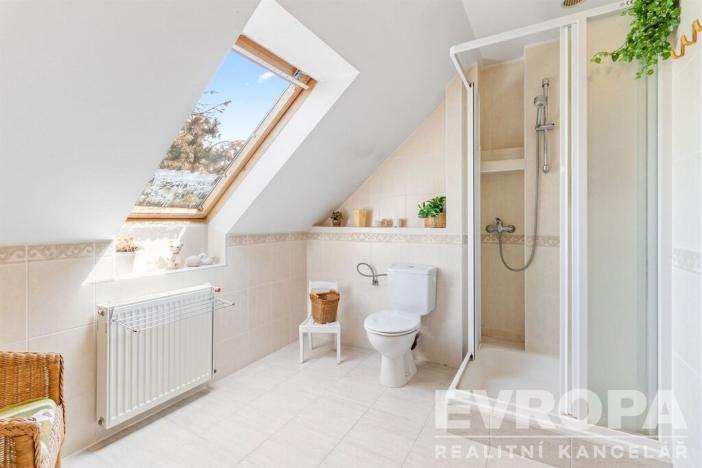 Prodej rodinného domu, Kamenice - Nová Hospoda, Na Vyhlídce, 380 m2