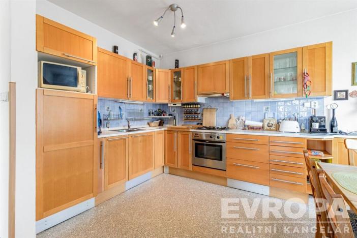 Prodej rodinného domu, Kamenice - Nová Hospoda, Na Vyhlídce, 380 m2