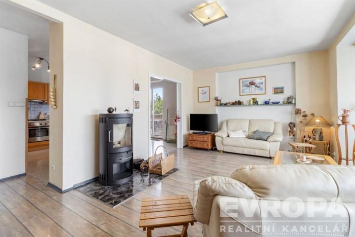 Prodej rodinného domu, Kamenice - Nová Hospoda, Na Vyhlídce, 380 m2