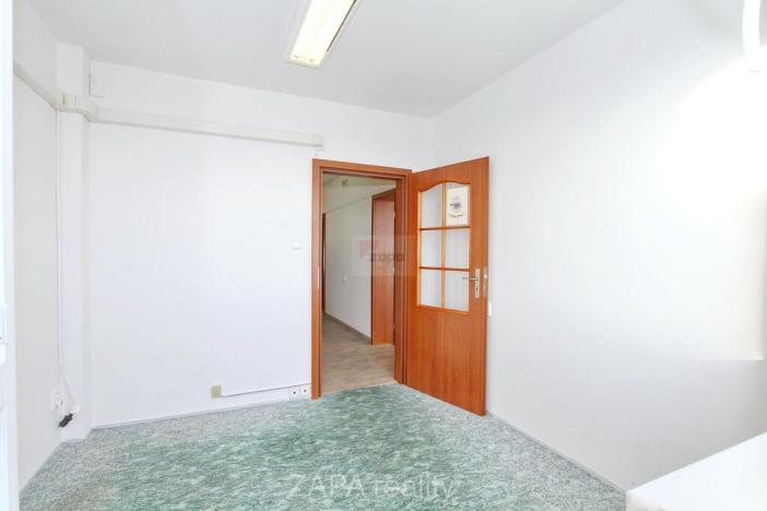 Pronájem kanceláře, Praha - Smíchov, U Plátenice, 100 m2