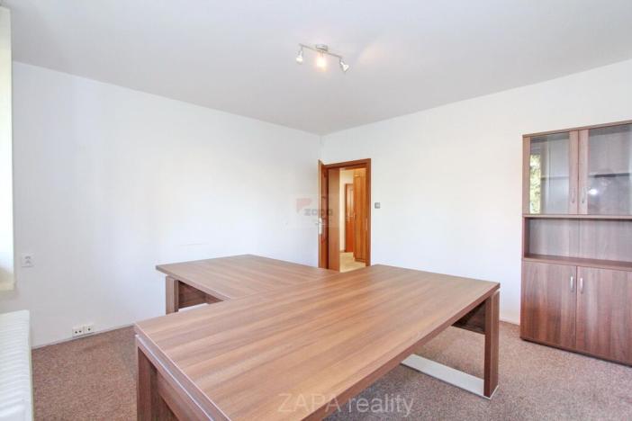 Pronájem kanceláře, Praha - Smíchov, U Plátenice, 100 m2