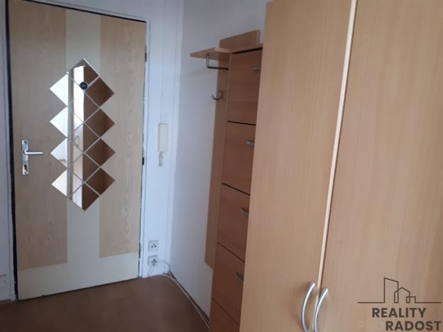 Pronájem bytu 1+kk, Děčín, Kamenická, 20 m2
