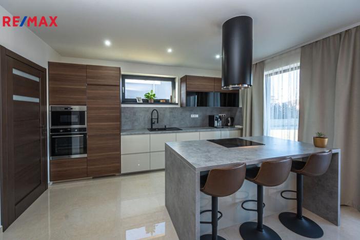 Prodej rodinného domu, Vysoký Újezd, U Rybníčka, 224 m2