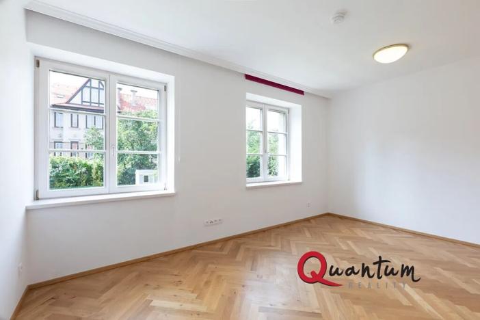 Pronájem rodinného domu, Praha - Střešovice, Pod Ořechovkou, 320 m2