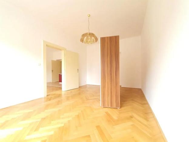 Pronájem bytu 2+kk, Praha - Nusle, náměstí Hrdinů, 52 m2