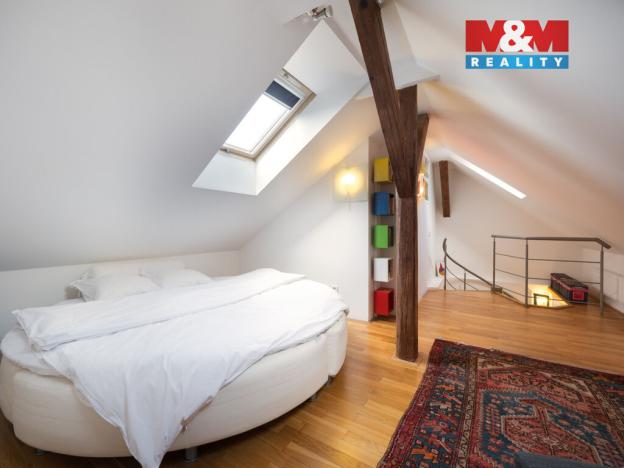 Prodej bytu 2+kk, Praha - Smíchov, Zborovská, 71 m2