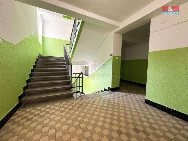 Prodej bytu 2+1, Karlovy Vary, K. Čapka, 56 m2