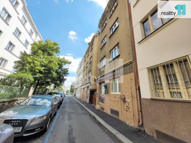 Pronájem bytu 1+1, Praha - Vinohrady, V Horní Stromce, 69 m2