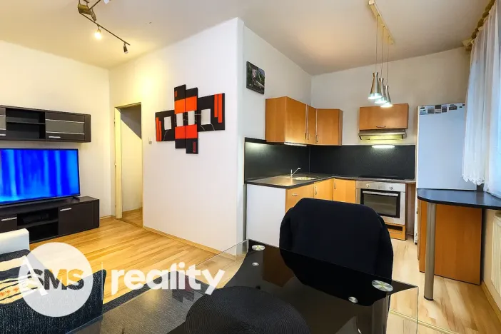 Prodej bytu 3+kk, Ostrava - Poruba, náměstí Družby, 54 m2