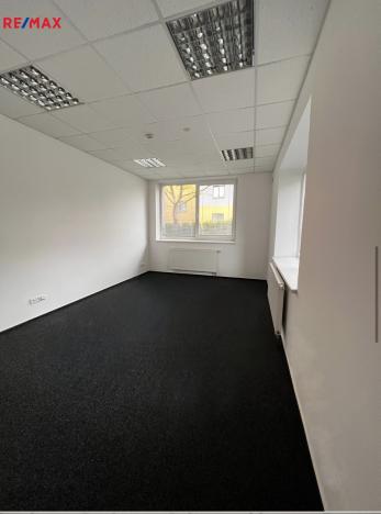 Pronájem kanceláře, Třebíč - Stařečka, Polanka, 42 m2