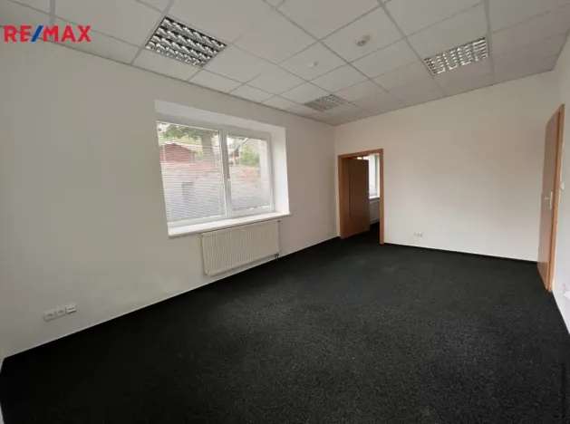 Pronájem kanceláře, Třebíč - Stařečka, Polanka, 42 m2