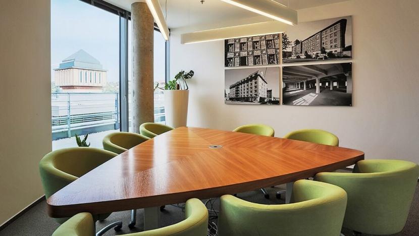 Pronájem kanceláře, Praha - Holešovice, Jankovcova, 241 m2