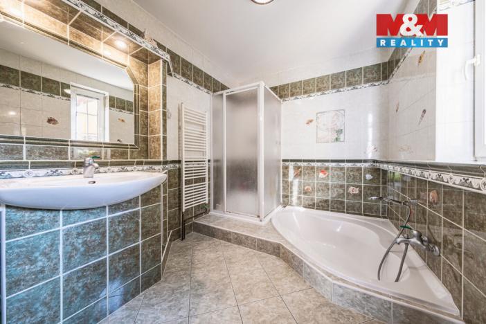 Prodej rodinného domu, Mochov, Ruská, 370 m2