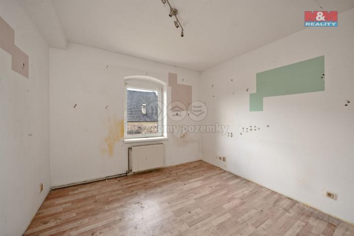 Prodej rodinného domu, Chlumec - Žandov, 400 m2