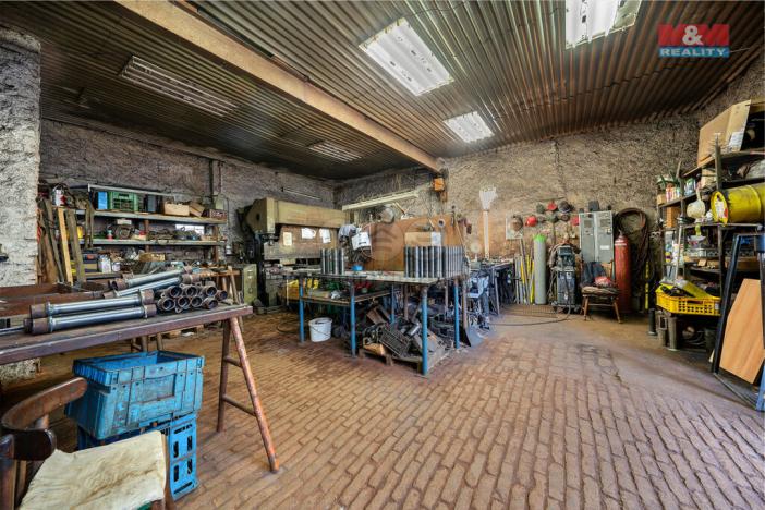 Prodej rodinného domu, Chlumec - Žandov, 400 m2