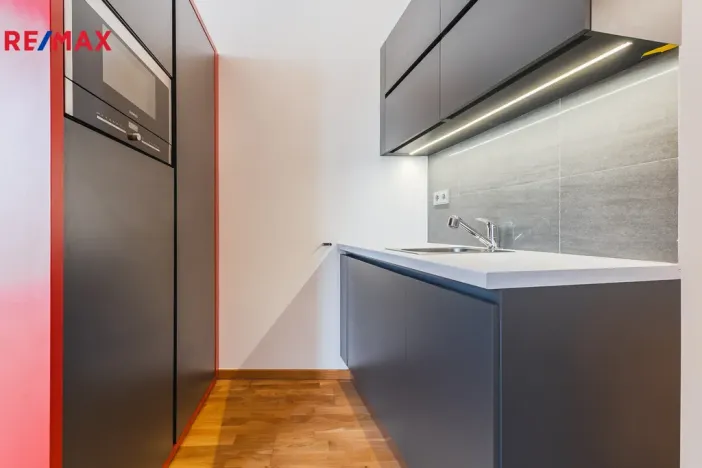 Pronájem kanceláře, Praha - Staré Město, Staroměstské náměstí, 195 m2