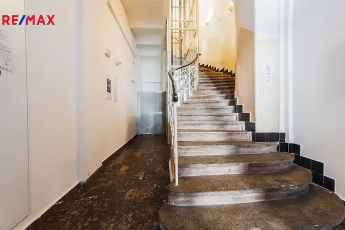 Pronájem kanceláře, Praha - Staré Město, Staroměstské náměstí, 195 m2