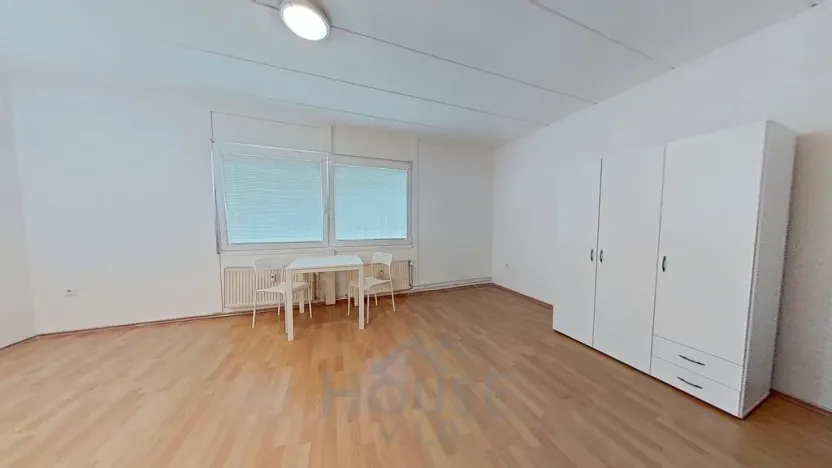 Prodej bytu 1+kk, Praha - Košíře, Houdova, 33 m2